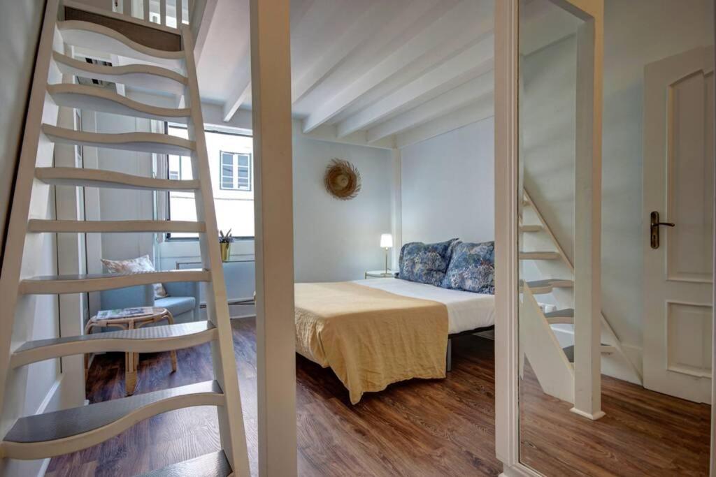 Unique Sao Bento Apartment Ideal For A Group Lisboa Exterior foto