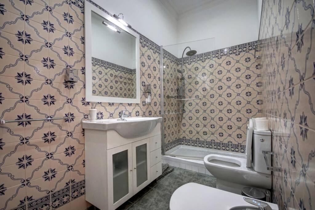 Unique Sao Bento Apartment Ideal For A Group Lisboa Exterior foto